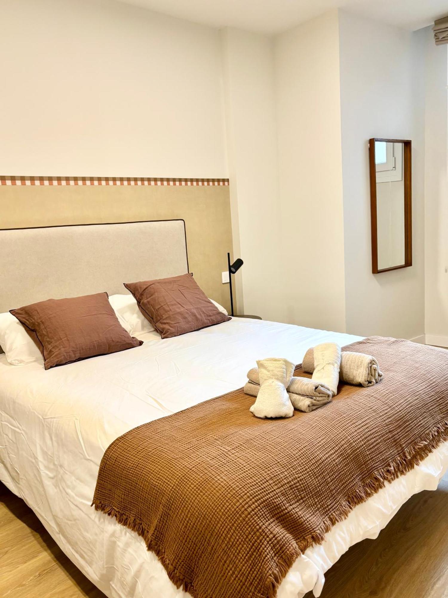 Apartamentos Catedral I バリャドリド エクステリア 写真